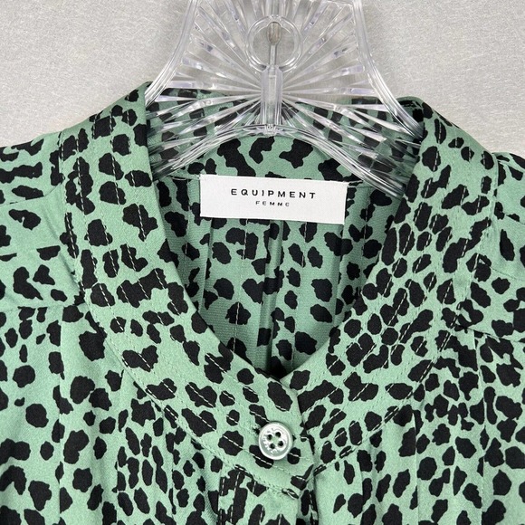 Equipment Slim Signature Button Up Shirt Top Size Large Green Animal Print - Picture 5 of 11